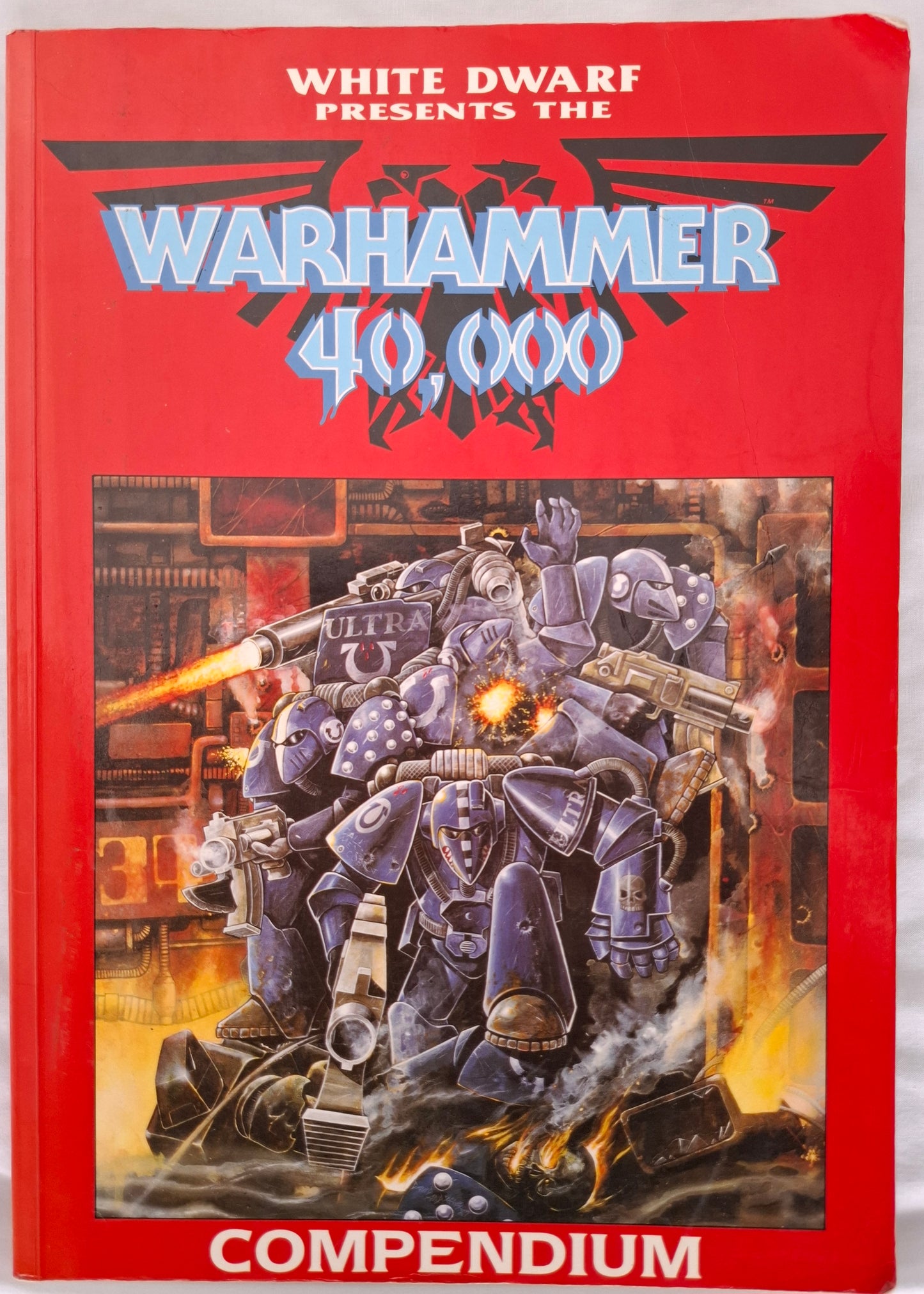 White Dwarf Presents: The Warhammer Compendium – Games Workshop Softcover Book (1989)