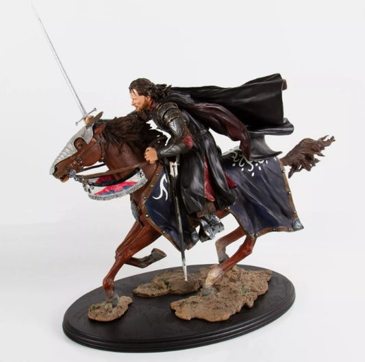 Weta The Lord of The Rings The Return of the King Aragon At the Black Gates Limited Edition Figure #1927/5000