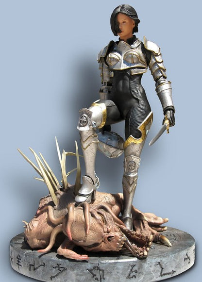 Weta Hellgate Female Templar Figure Limited Edition 0960/1000