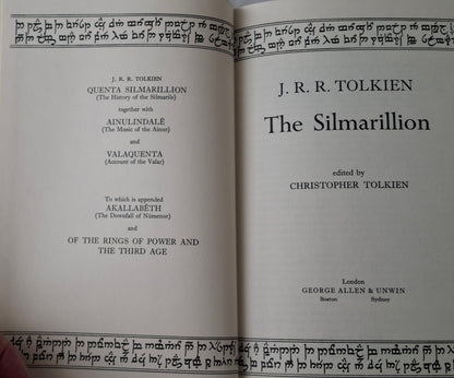 The Silmarillion – Rare UK First International Edition (Hardcover) 1977 with Clowes Map