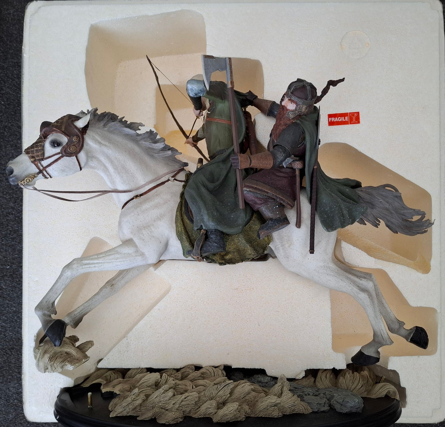 Weta Lord of the Rings The Two Towers Legolas & Gimli on Arod Statue Limited Edition 1865/5000