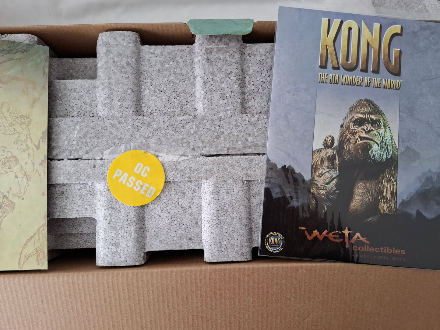 Weta Kong & V-Rex Bookends Limited Edition 0125/2500