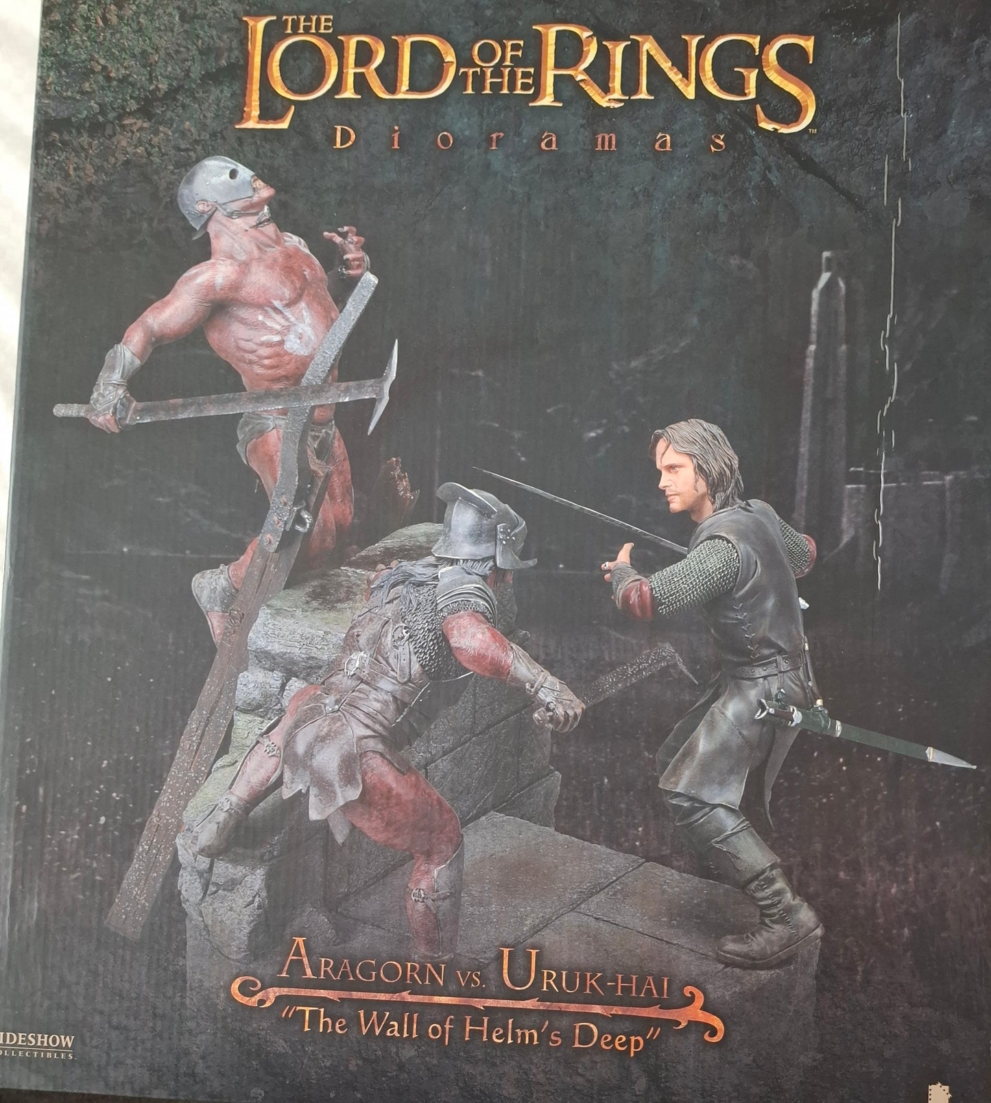 Weta Lord of the Rings Aragon vs Uruk-Hai The Wall of Hell's Deep Diorama Limited Edition 279/750