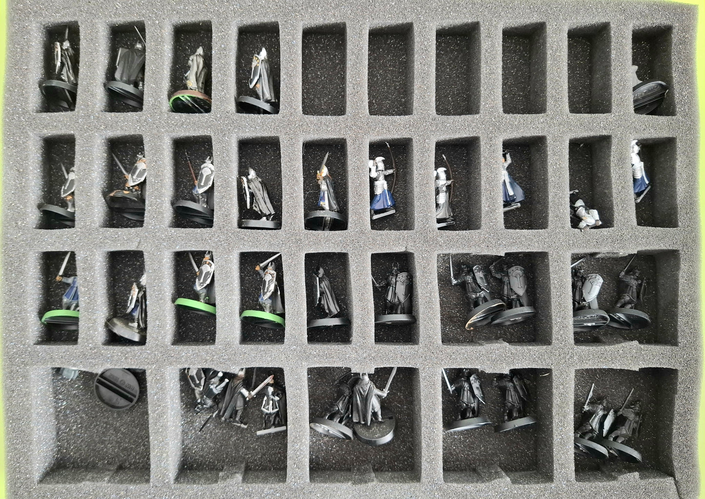 Large Games Workshop Lord of the Rings / Middle-earth Strategy Battle Game Painted Miniature Collection with Citadel & Wooden Cases