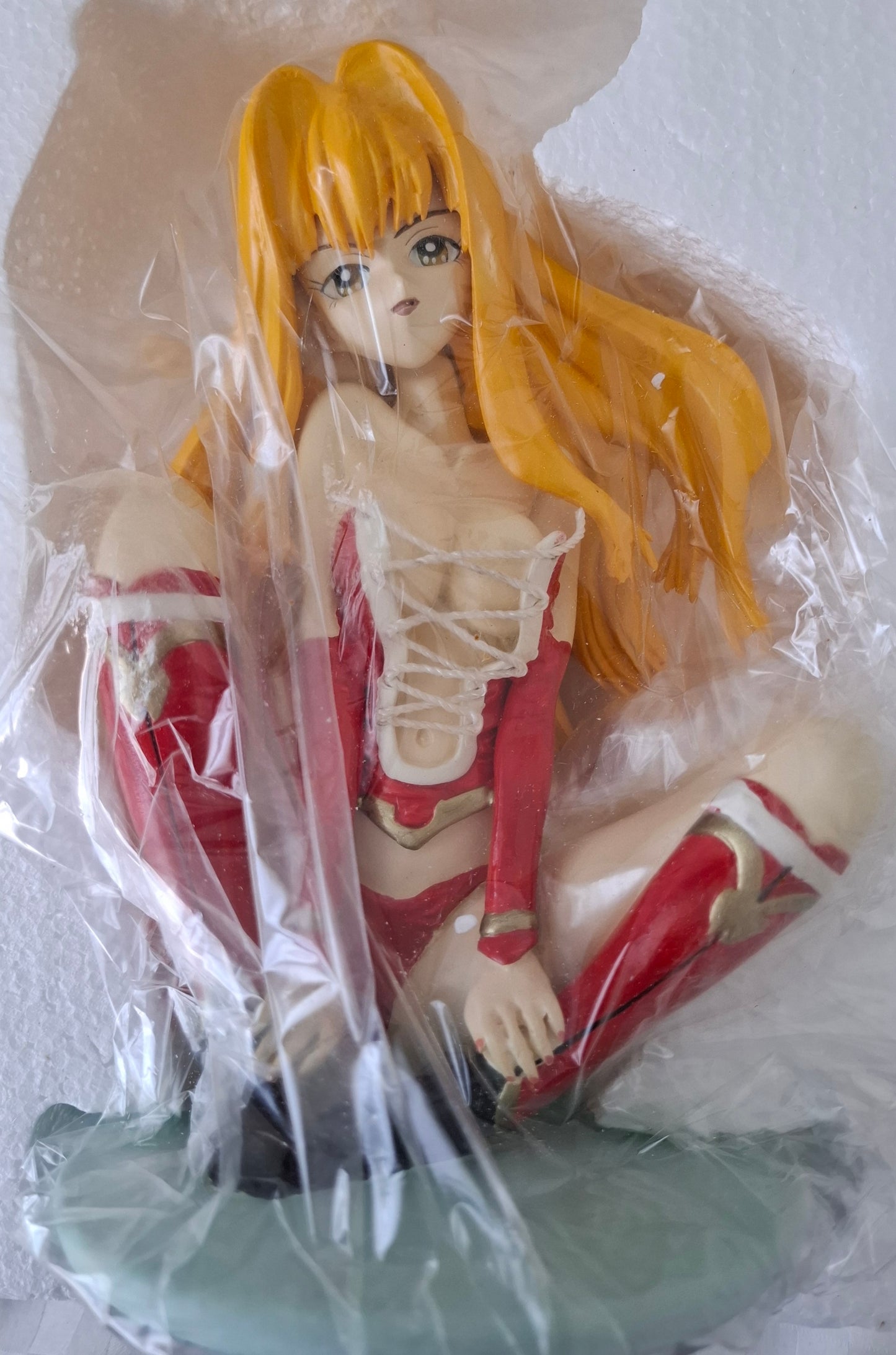 Akane – Guren 1/8 Scale Collectible Figure  from the PC Game & 2001 Anime Series